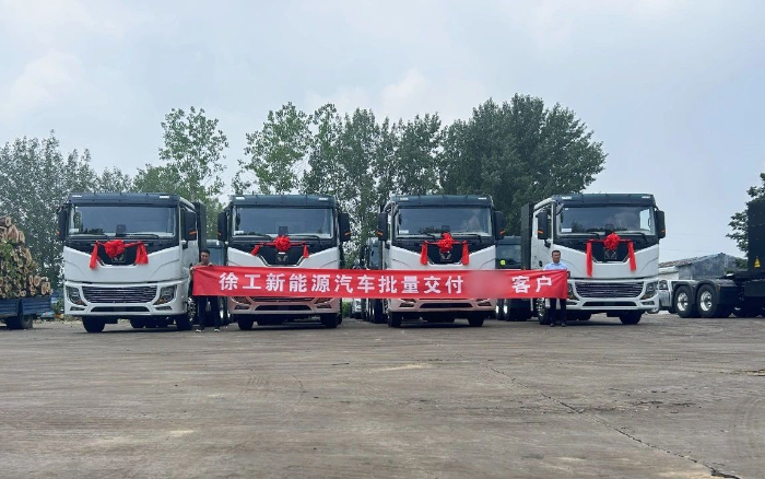 車隊老板的“致富經(jīng)”：“選擇徐工，就是選擇成功！”