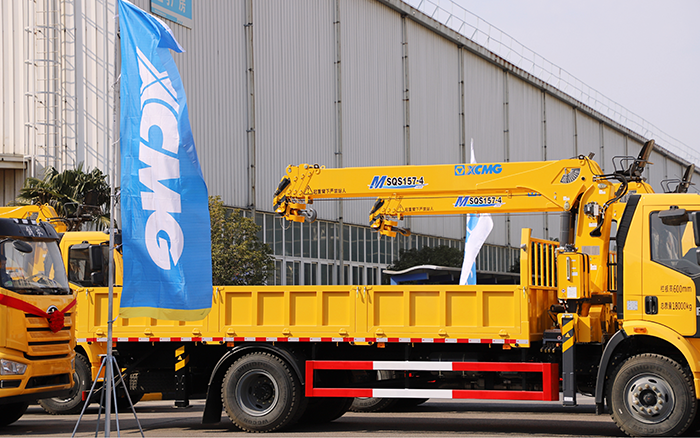 助力城市建設(shè)新征程！徐工隨車起重機(jī)M SQS157-4批量發(fā)車 